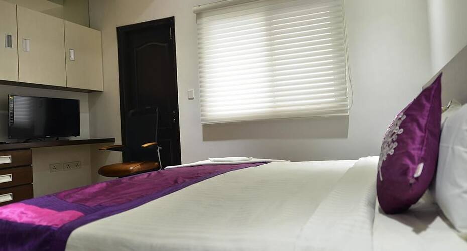 Syening Sevice Apartments OMR, Chennai 4