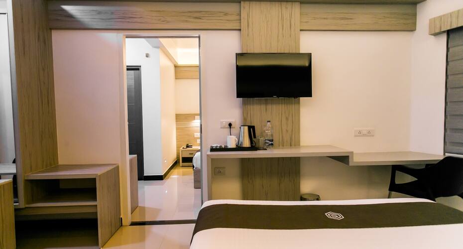 SAPPHIRE CLUB METRO, Kochi 5