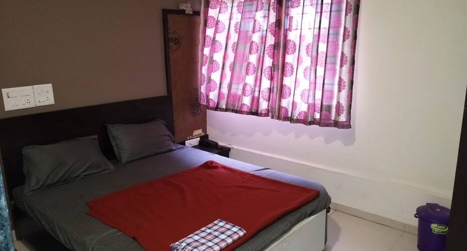 Hotel  Rajdhani, Miraj 5