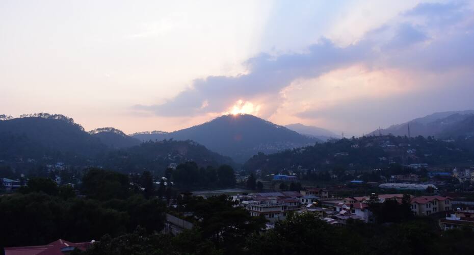 Una Smart The Watergate, Bhimtal 4