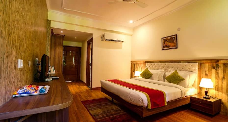Una Smart The Watergate, Bhimtal 2