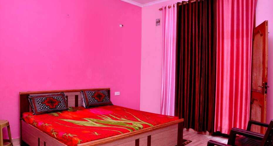 Choudhary Mansion - Homestay, Ramnagar 3
