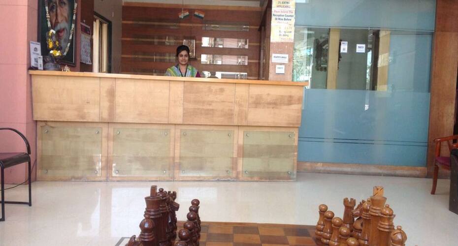 Hotel Shree Leela International, Manmad 4