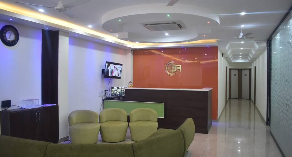Hotel S.R.Residency, Zirakpur 2