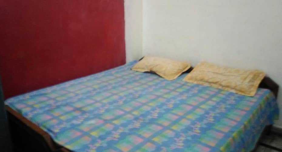 Arora Lodge and Home Stay, Allahabad 4