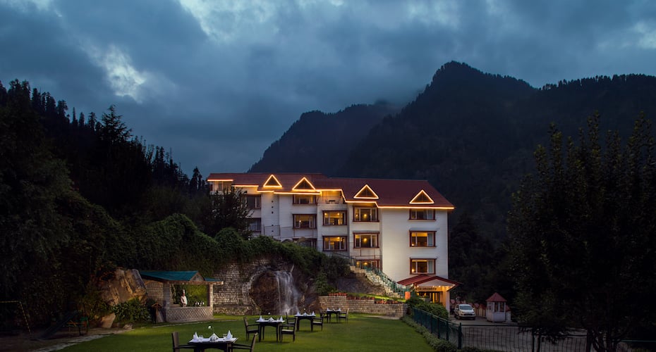 Apple Country Resort Manali Book This Hotel At The Best