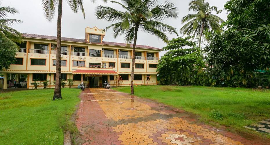 Alexson Hotel & Resort, Mumbai 2