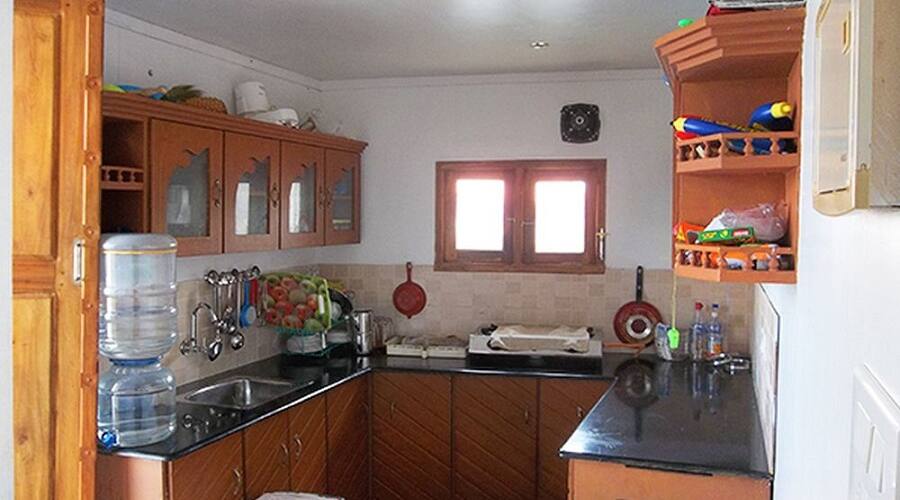 KTDCS Houseboat Deluxe Two, Alleppey 4