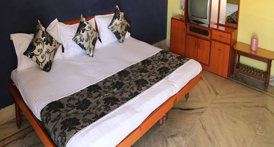 Hotel Shantinath Palace Ambaji, Ambaji 5