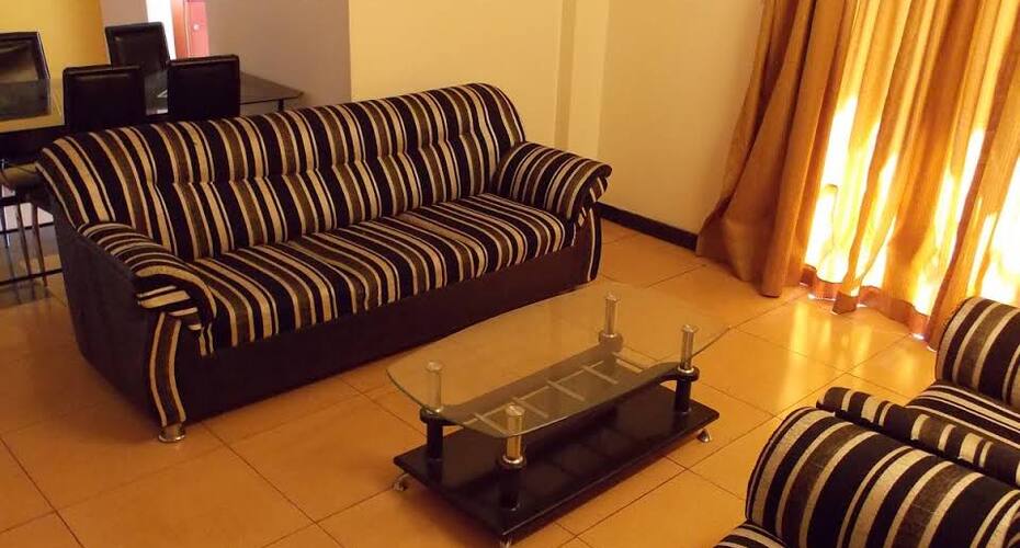 Deccan Suites Deluxe, Bangalore 4