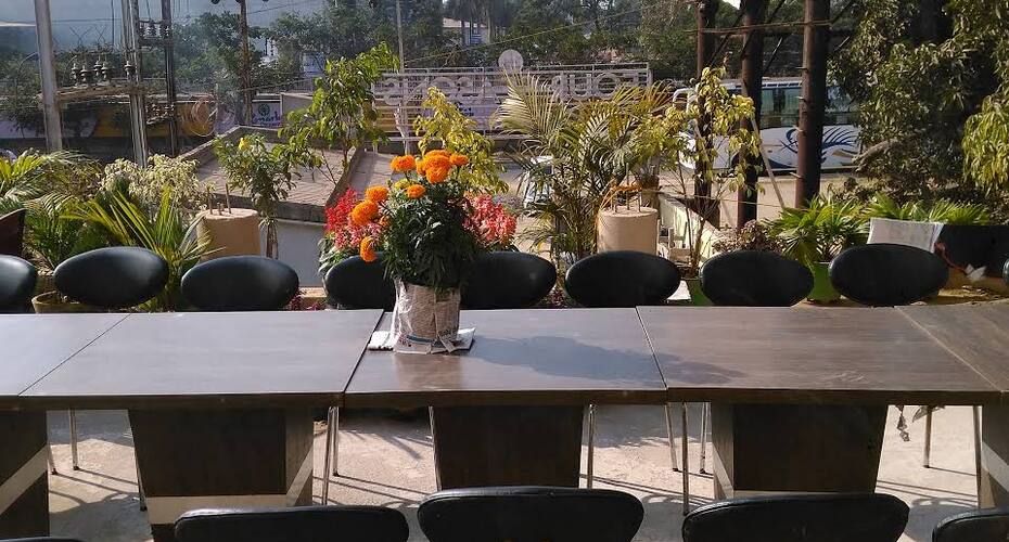 The Retreat Hotel, Bhubaneswar 4