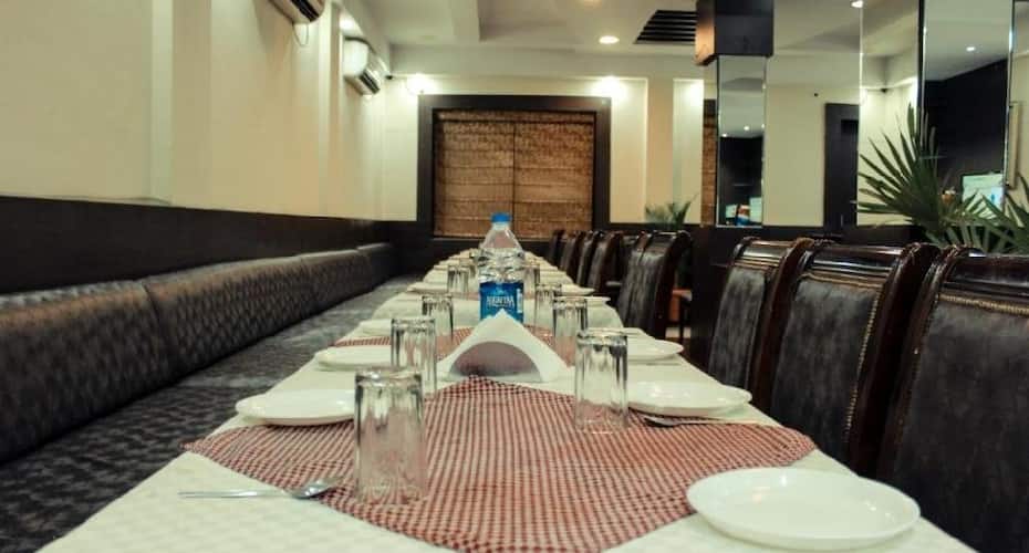 JK Rooms 108 Hotel Royal Regency, Nagpur 3