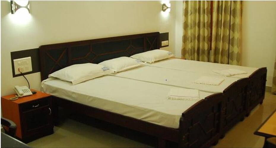 Hotel Udipi Anantha Bhavan, Kochi 3