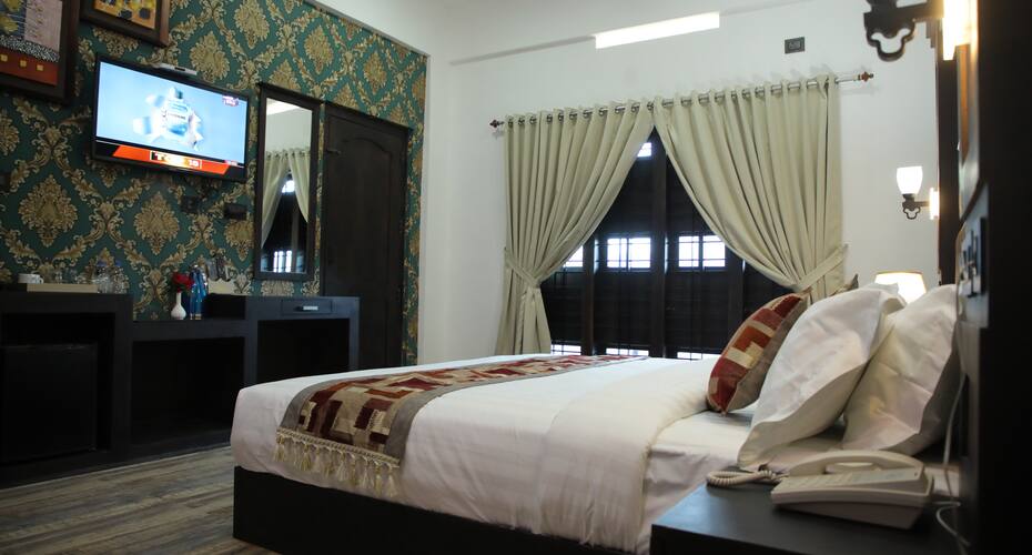 Periyar Mountain Palace, Thekkady 3