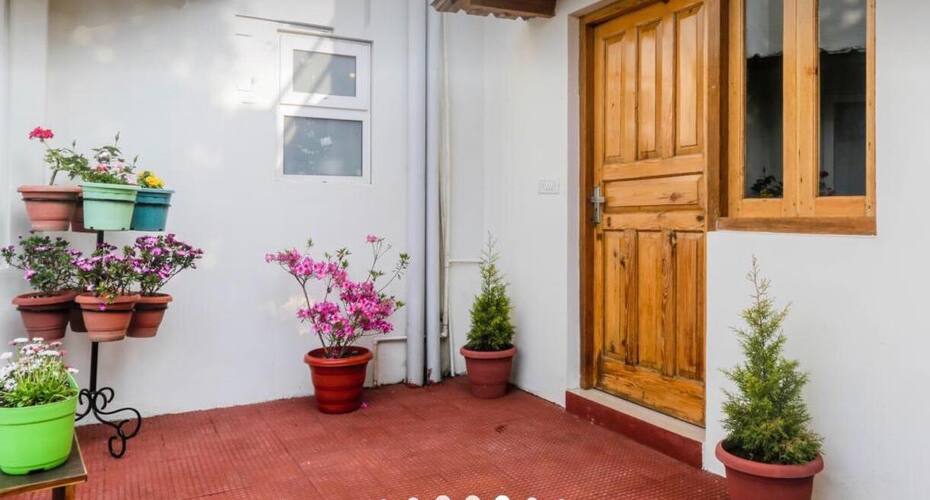 Golden Cypress Homestay, Mukteshwar 2