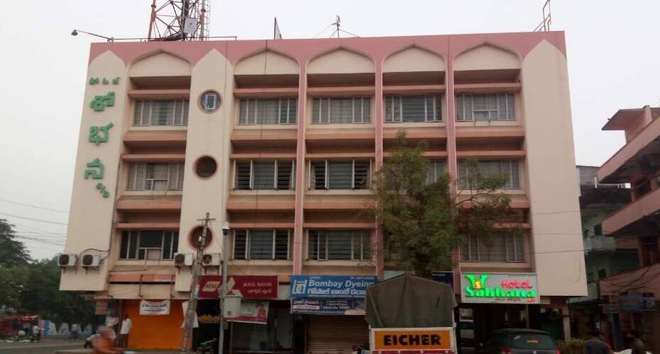Hotel Sobhana, Gudivada 3