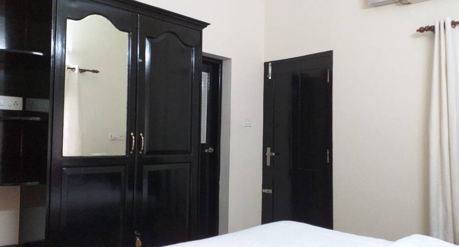 Malakkarethu House, Pathanamthitta 4
