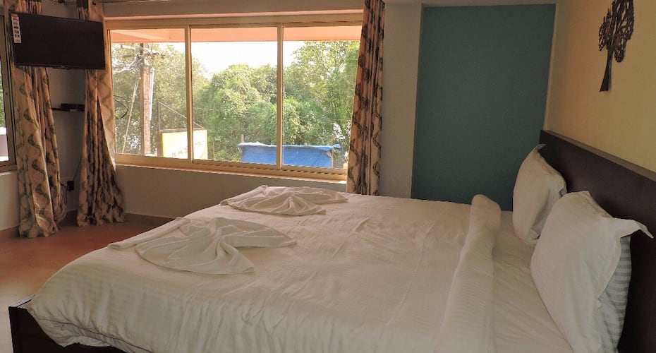 Riverside View In Arpora For One Bedroom, Goa 4