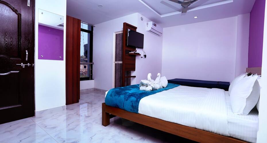 Antonio's Hotel Sunrise, Goa 5