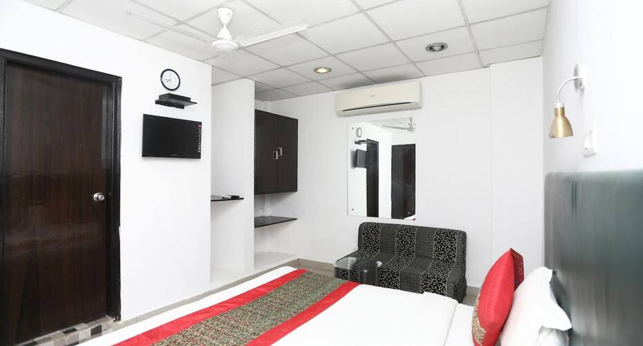 Hotel Summer Homez, Gurgaon 4
