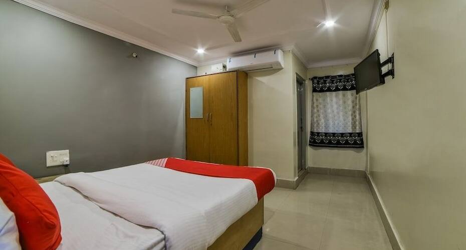 KBR Lodge, Hyderabad 4