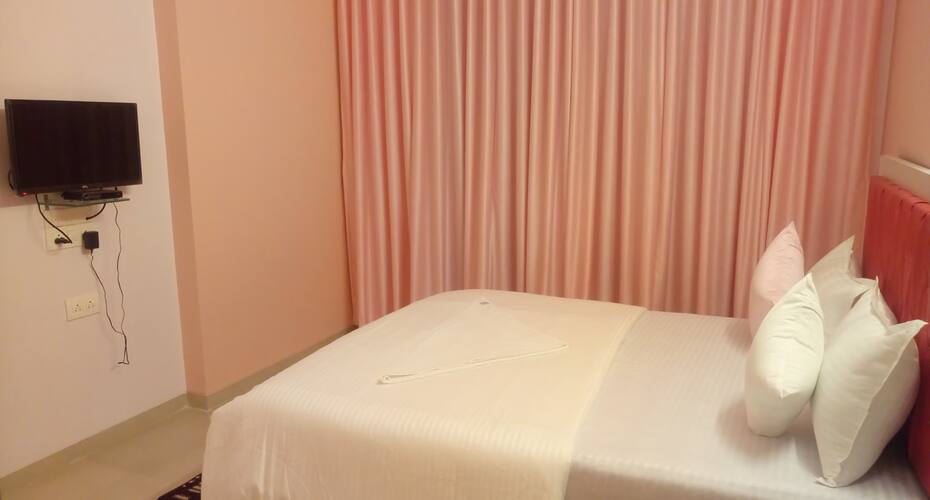 Astha Home  2BHK apartment near Goregaon Exibition Center, Mumbai 5