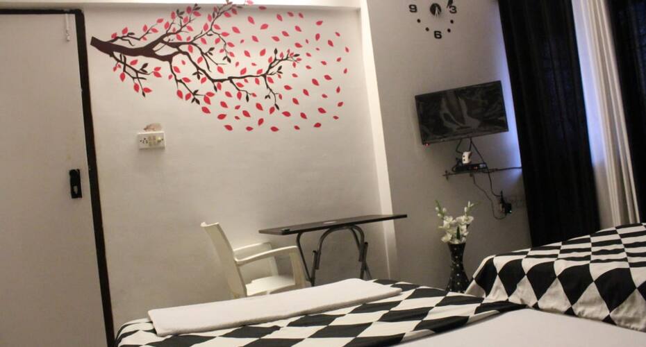 Avon Plaza Apartment by Astha Home, Mumbai 2