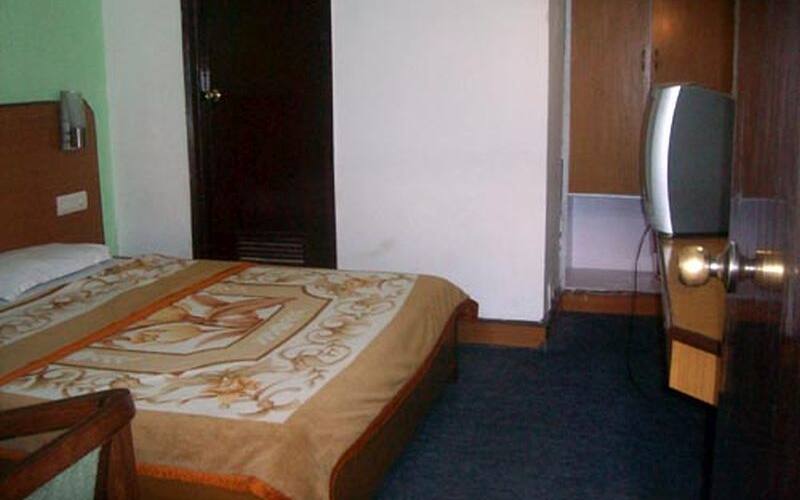 Hotel Ratan Palace, Dehradun 1