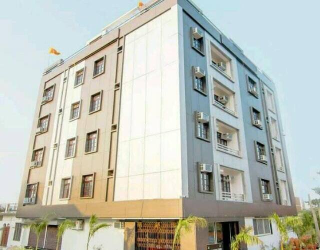 Hotel Sunrise by City Culture, Lucknow 1