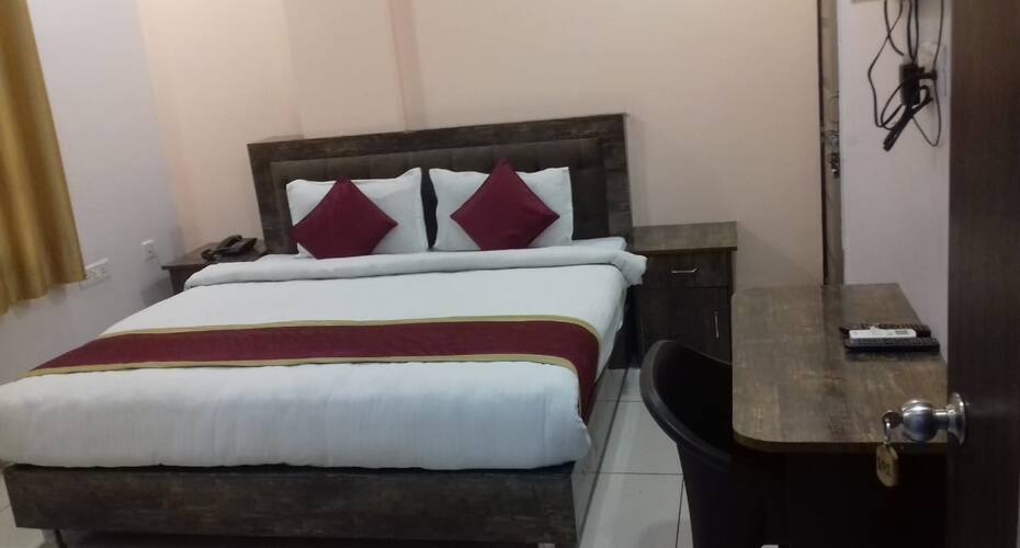 Hotel Sunrise by City Culture, Lucknow 5