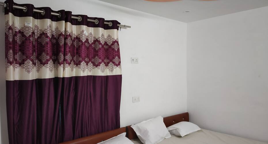 New Hotel Yatri Niwas, Varanasi 2