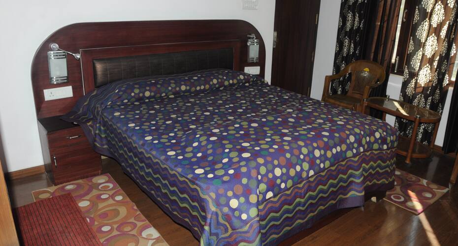 Mahajans cottage, Bhimtal 3