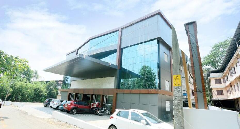 Sunstar Residency & Food Palza, Kottayam 1