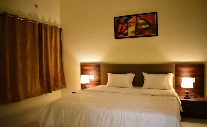 Hotel Four Season (Close to Ajanta & Ellora Caves), Aurangabad 2