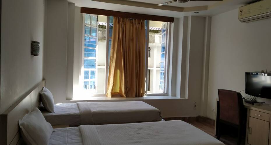 Pinnacle Hotel, Ahmedabad 5