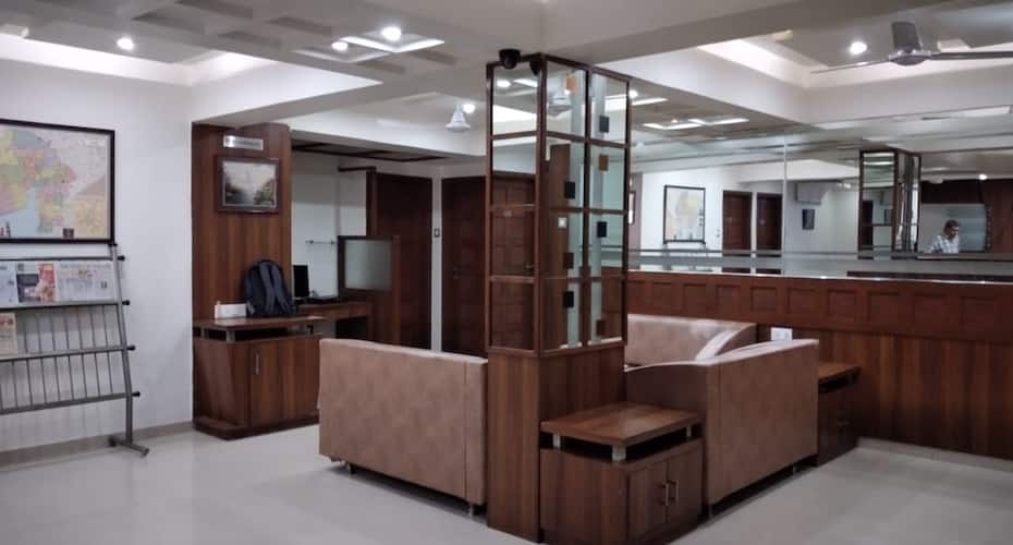 Hotel Shanti Sadan, Ahmedabad 3