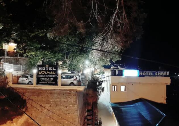 Hotel Shree Badrish Residency, Mussoorie 4
