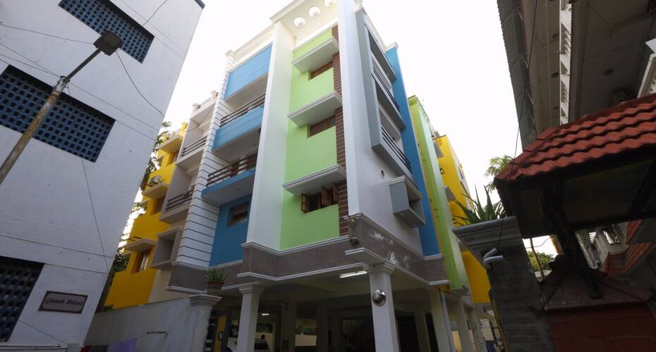 Home Tree service Apartment, Chennai 1
