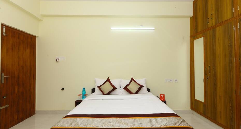 Home Tree service Apartment, Chennai 4