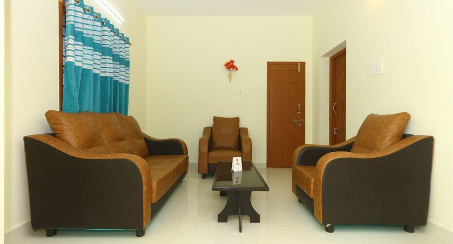 Home Tree service Apartment, Chennai 5