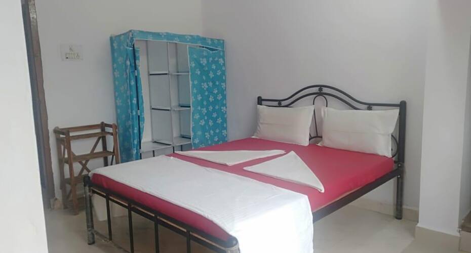 Elroy guest house, Goa 3