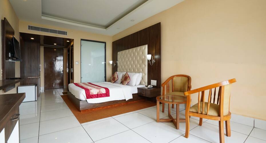 Clarks Inn Neemrana, Alwar 1