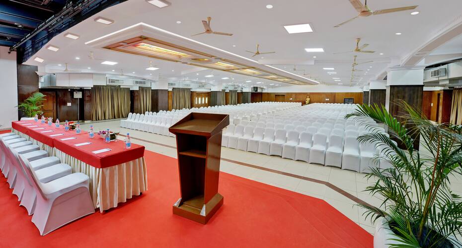 Manpho Bell Hotel and Convention Centre, Bangalore 5