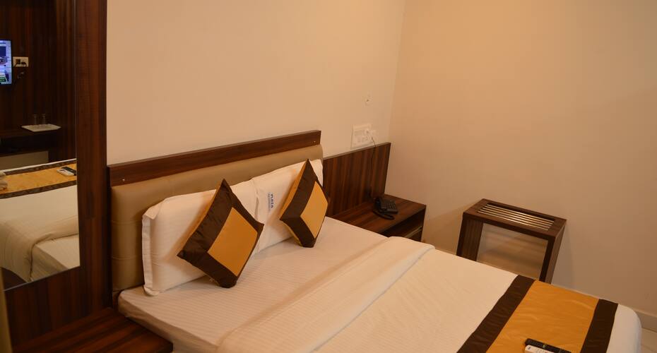 Hotel Plaza Residency, Bangalore 3