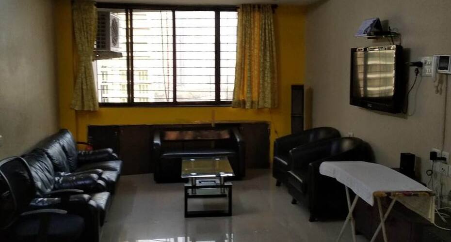 Meera Tower - PVR Guest House, Mumbai 2