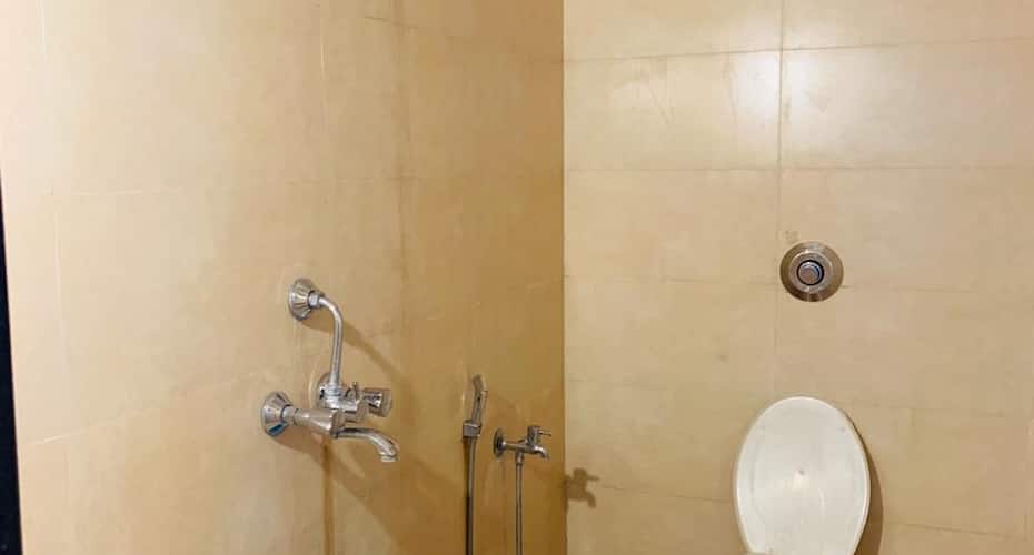 Vasundhara Guest House, Goa 5