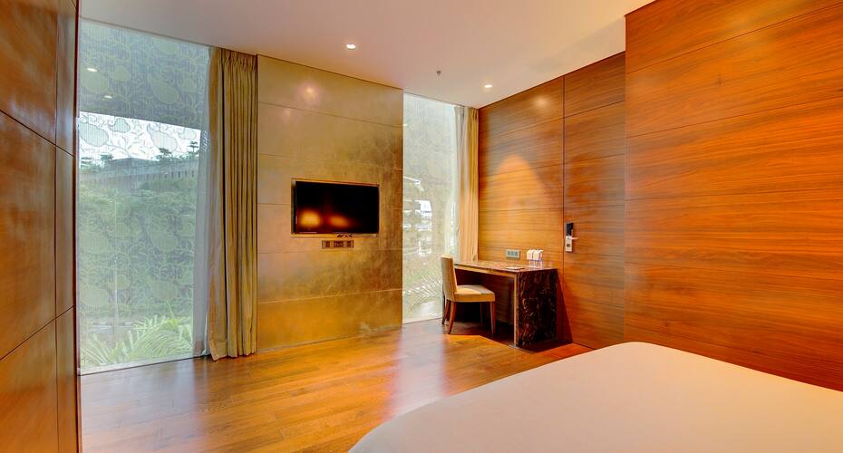 Niranta Transit Hotel Mumbai Airport Mumbai Price Reviews Photos Address The property offers perfect location 1.7 miles from the center of mumbai. niranta transit hotel mumbai airport