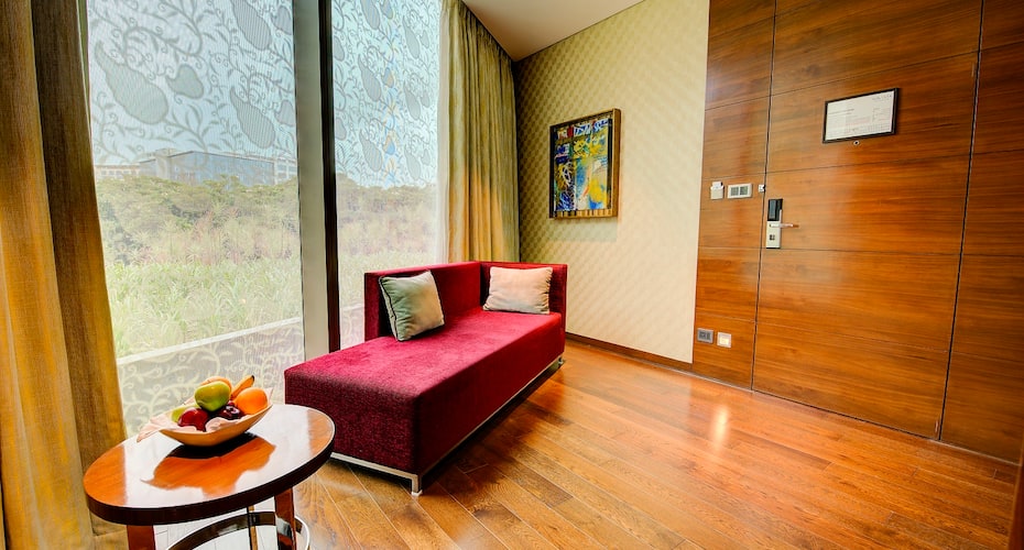 Niranta Transit Hotel Mumbai Airport Mumbai Price Reviews Photos Address 5 km to chhatrapati shivaji international airport. niranta transit hotel mumbai airport