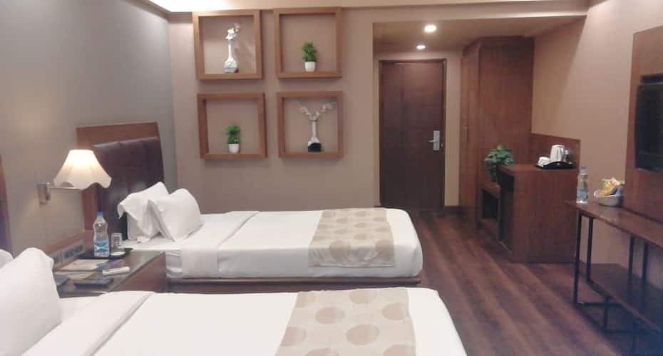 Renest Gandhidham, Gandhidham 3