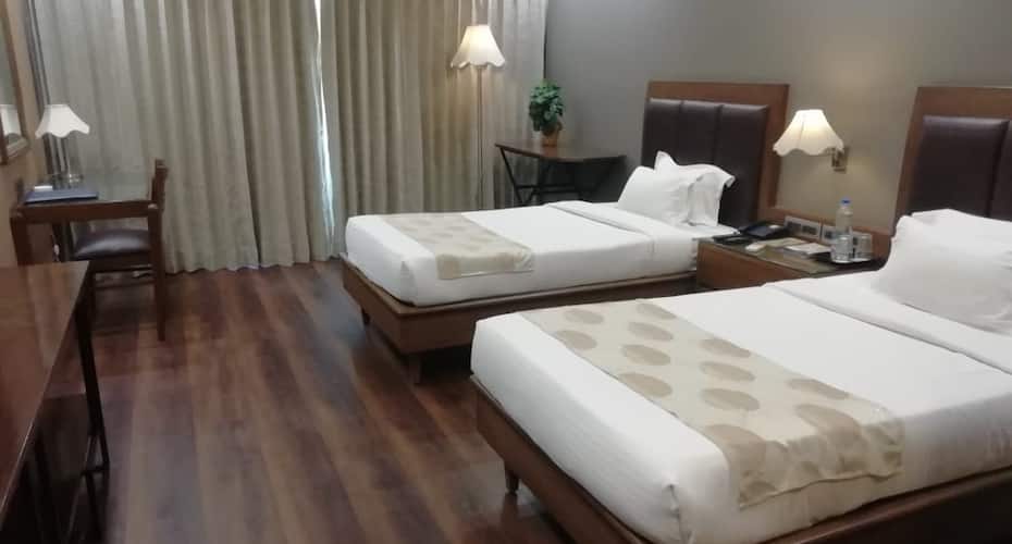 Renest Gandhidham, Gandhidham 4